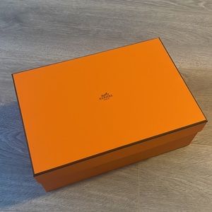 Brands new Hermes large box